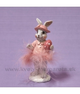 Zajačik s pérovou sukničkou a vajíčkom v oboch labkách ružový 10cm