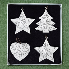 Závesné plechové srdce-hviezda-strom s ornamentmi 6.5cm sada 4 kusy