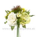 Kytica ruží s Tilandsiou a zeleňou bielo-zelená 23cm